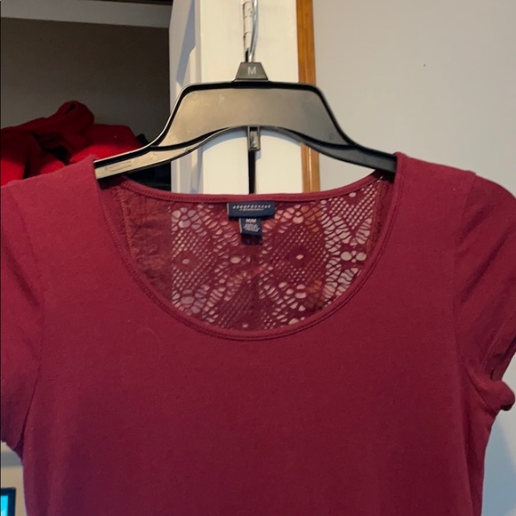 Burgundy T-shirt dress - Picture 2 of 3